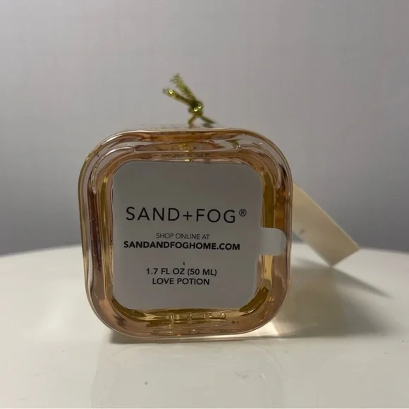 Sand + Fog "Love Potion" Scented
Body Oil - 1.7 fl oz ** - Picture 4 of 5